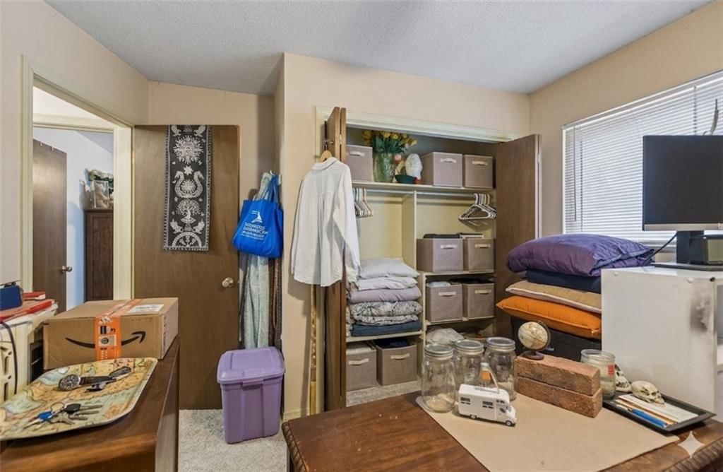 316 Hawthorne Drive — photo 23
