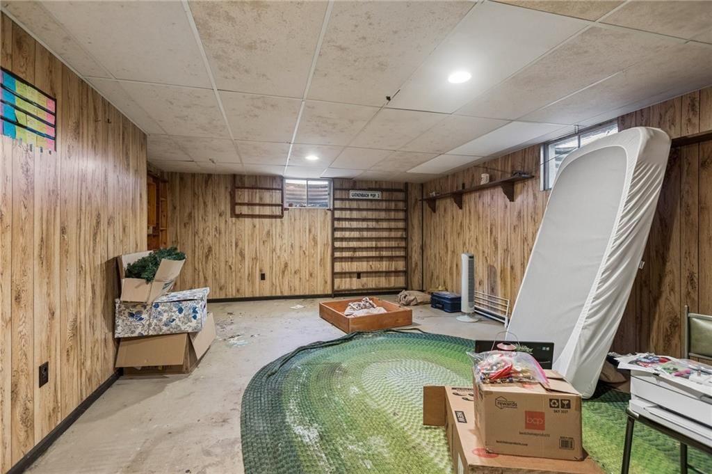 316 Hawthorne Drive — photo 24