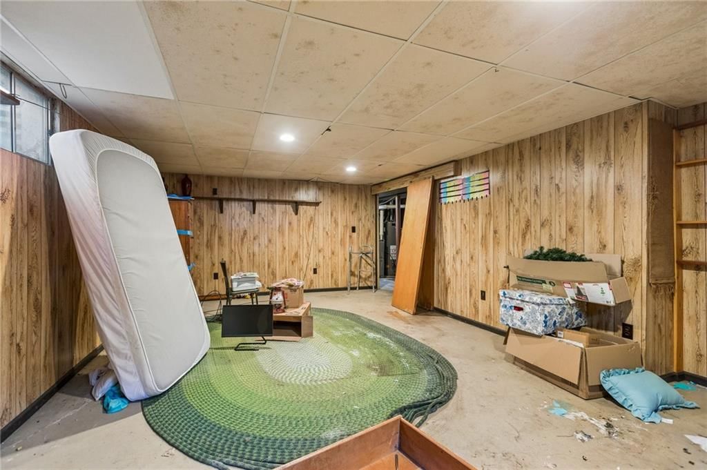 316 Hawthorne Drive — photo 25