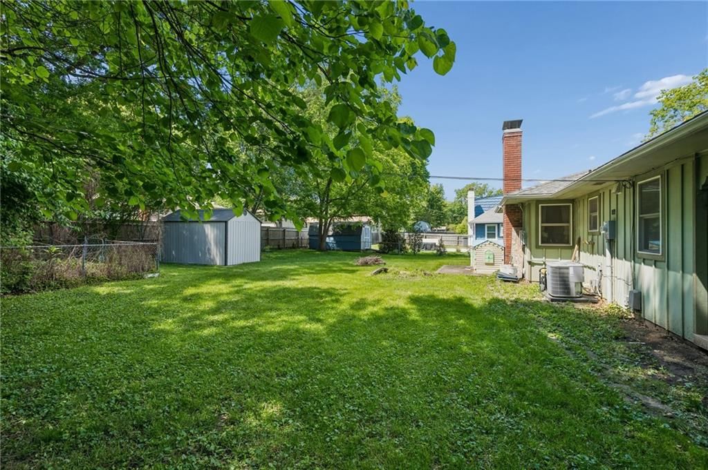 316 Hawthorne Drive — photo 27
