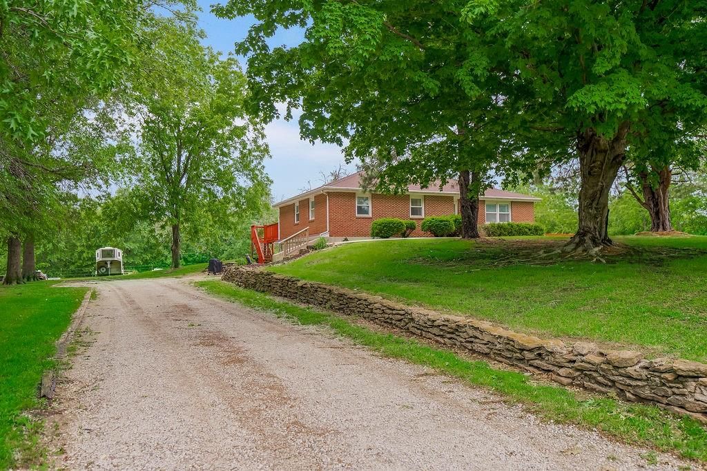 2526 Tri County Line Road — photo 4