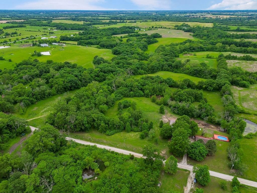 2526 Tri County Line Road — photo 34