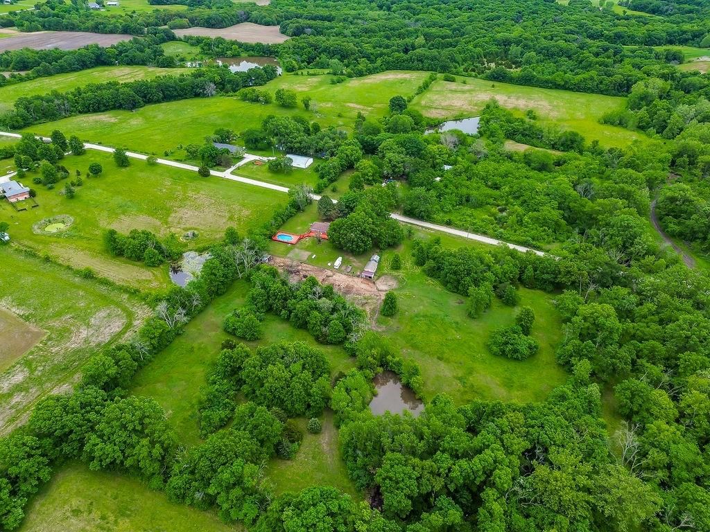 2526 Tri County Line Road — photo 44