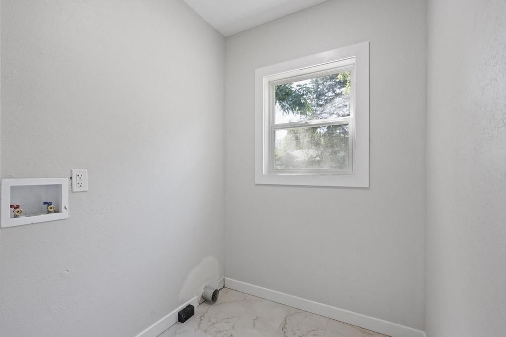 1238 S Judson Street — photo 14