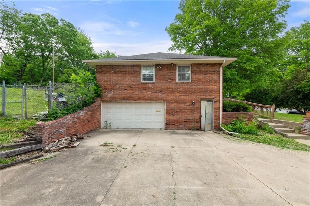 6820 Wildwood Drive — photo 31