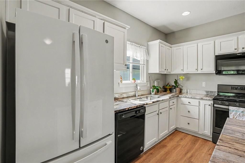 7728 NW 124th Street — photo 11