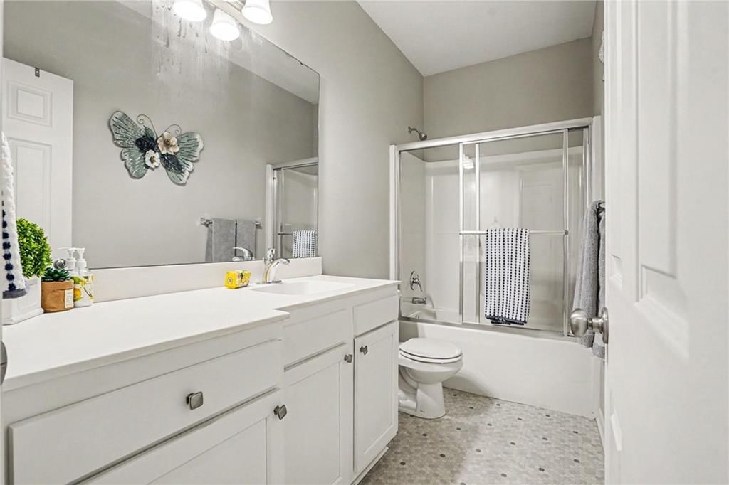 7728 NW 124th Street — photo 23