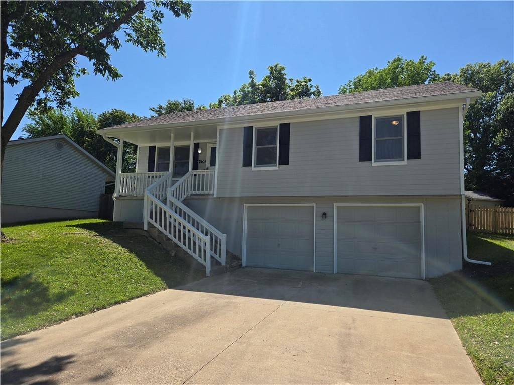 7408 N Lane Avenue — photo 2