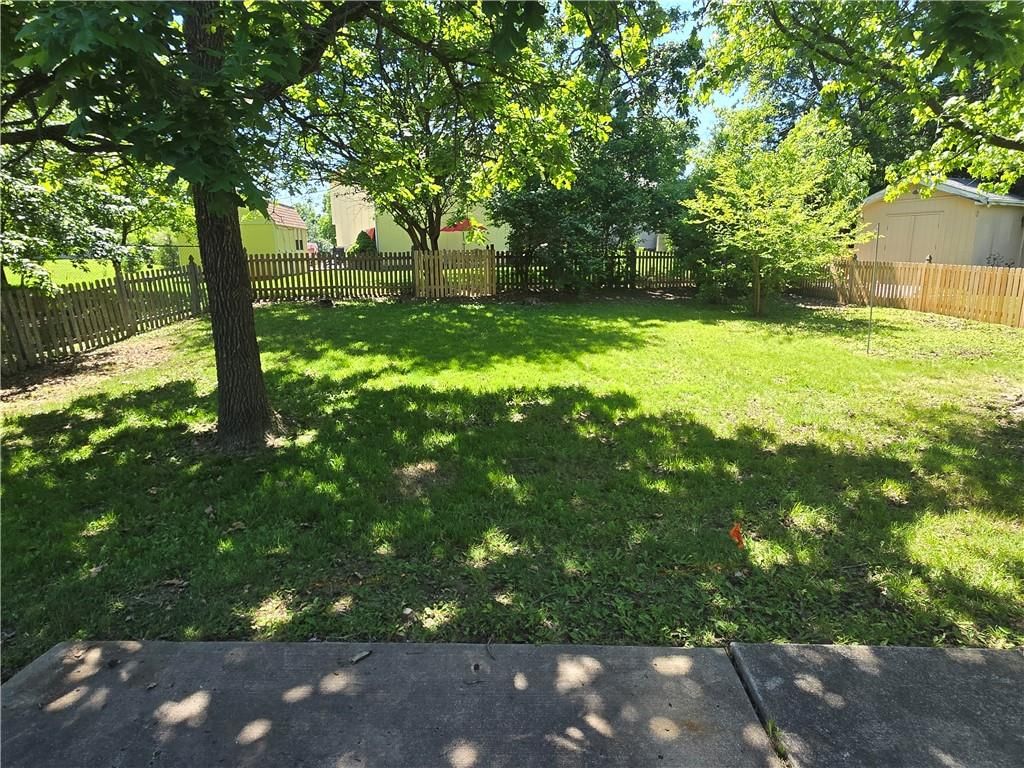 7408 N Lane Avenue — photo 16