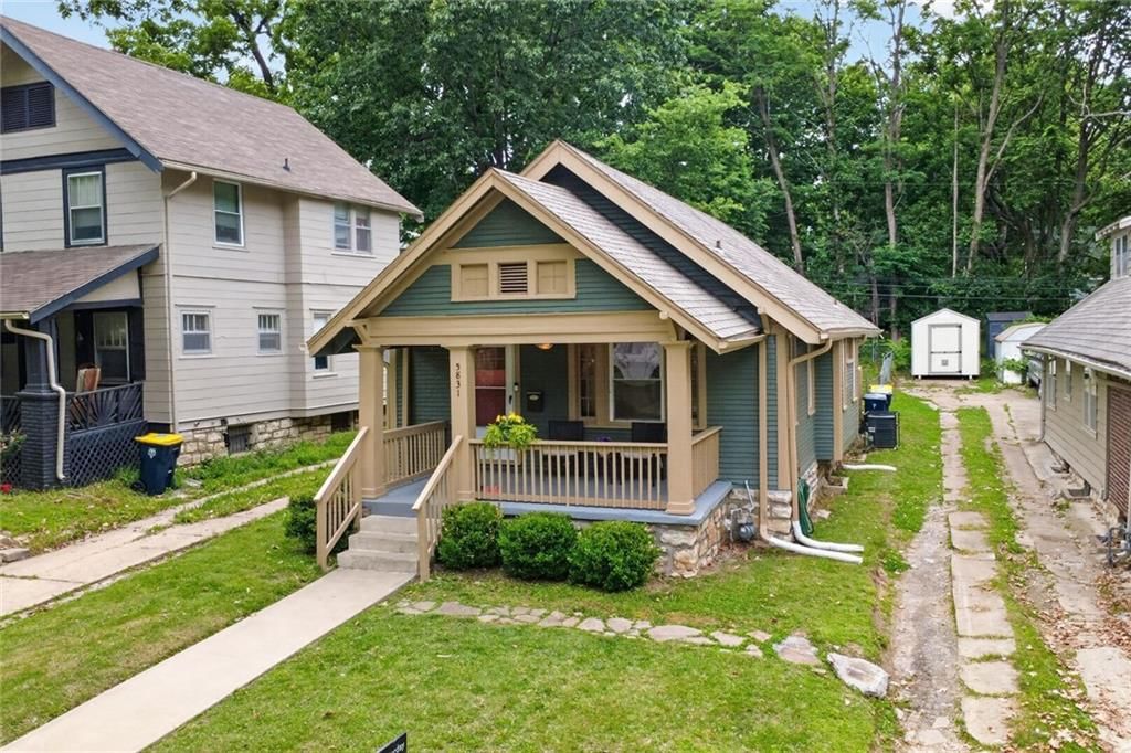 5831 Tracy Avenue — photo 2