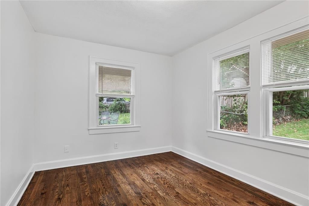 5831 Tracy Avenue — photo 8