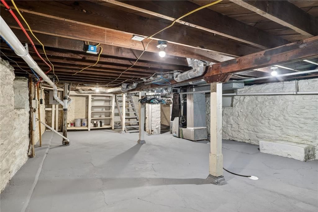 5831 Tracy Avenue — photo 13