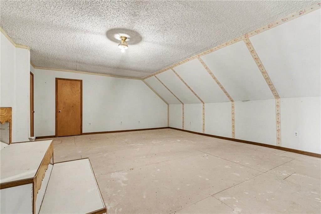 107 E Santa Fe Trail — photo 41