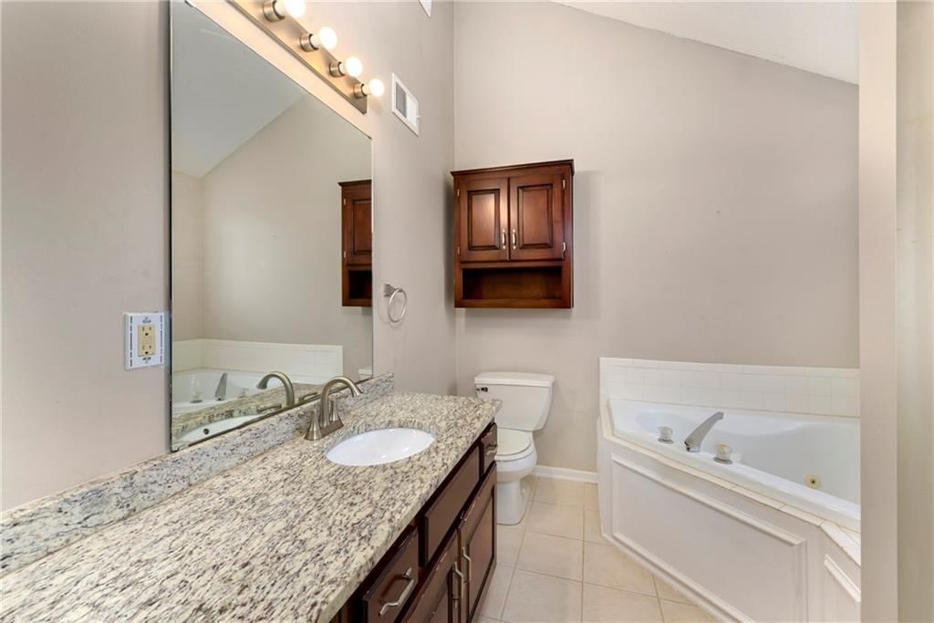 11915 N Holmes Court — photo 16