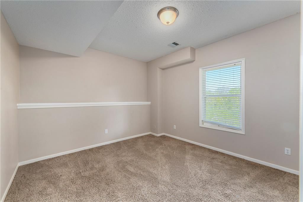 11915 N Holmes Court — photo 25