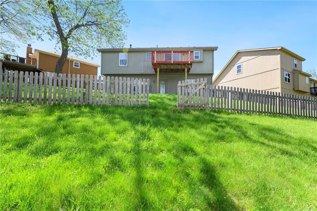 11915 N Holmes Court — photo 33