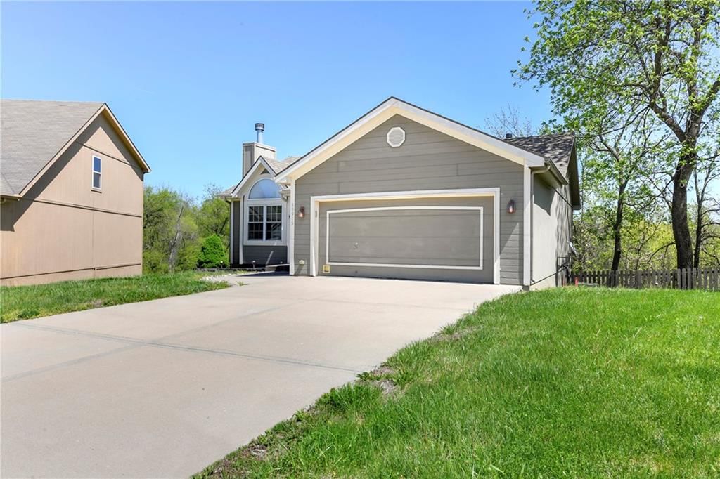 11915 N Holmes Court — photo 35