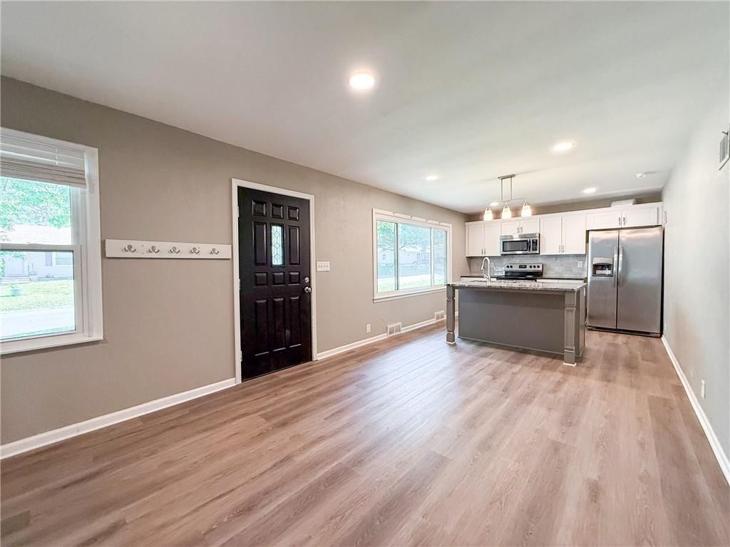 1512 NW B Street — photo 6