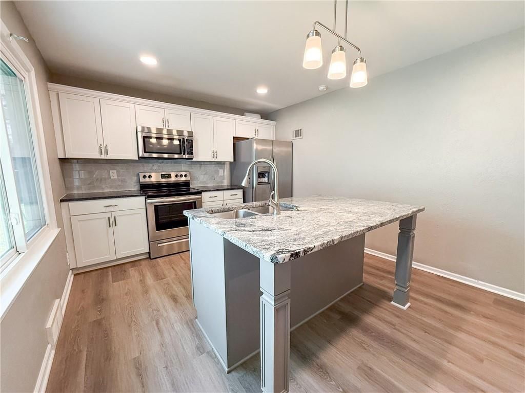 1512 NW B Street — photo 8