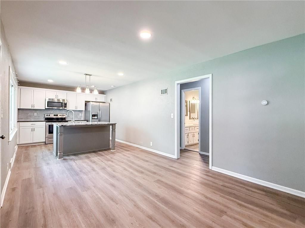 1512 NW B Street — photo 10