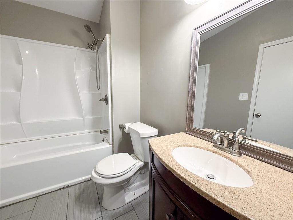 1512 NW B Street — photo 20