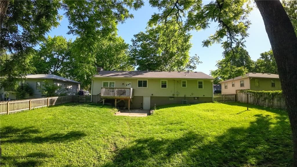 1512 NW B Street — photo 26