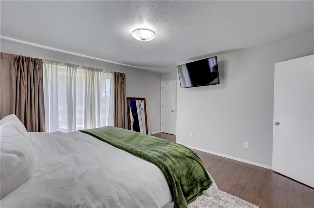 1810 N Free King Highway — photo 24