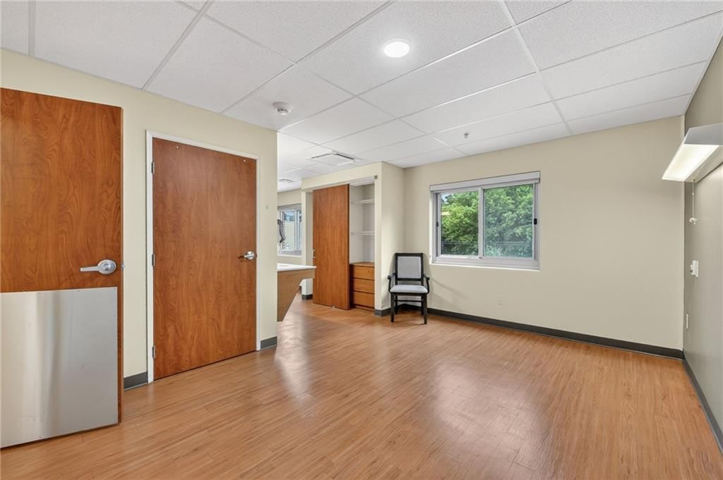 106 Hospital Drive — photo 40
