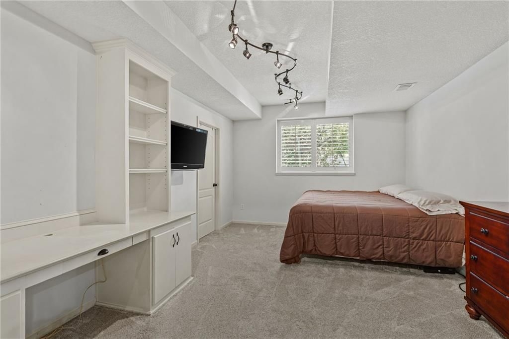 11278 S Whitehall Street — photo 35