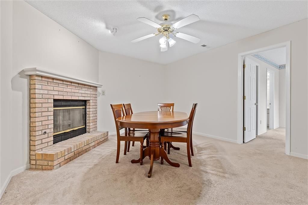 300 E Hansen Court — photo 8