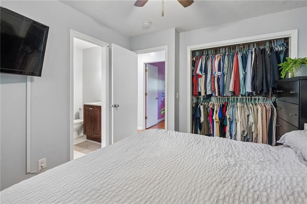 8039 Hemlock Street — photo 11