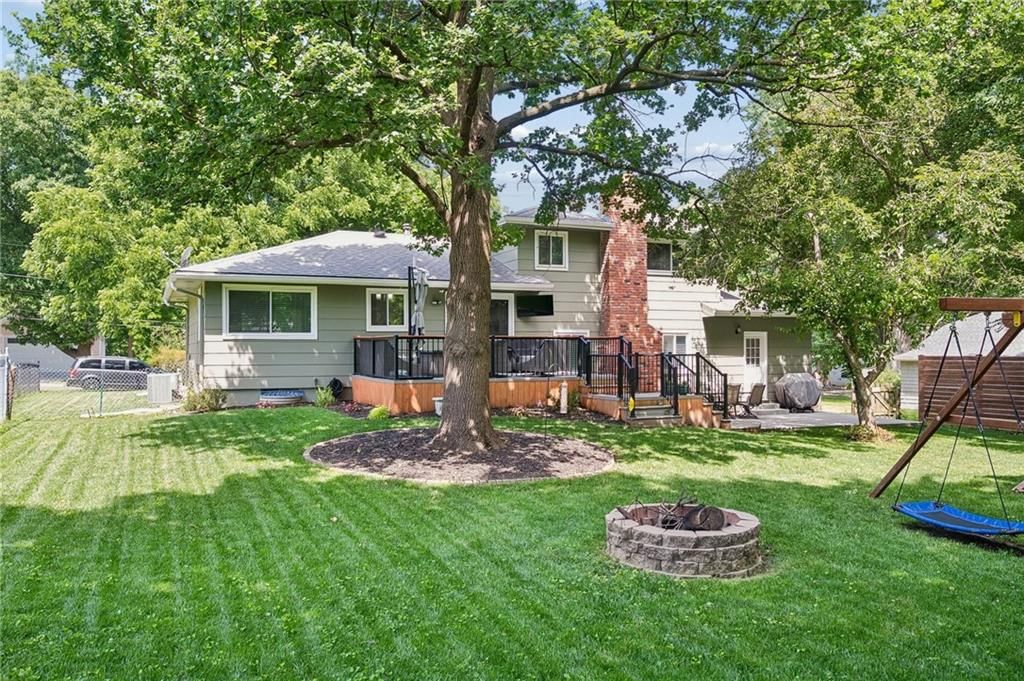 8039 Hemlock Street — photo 30