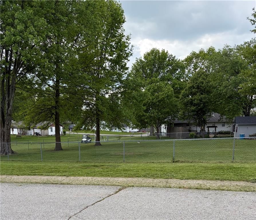 1101 N Doniphan Street — photo 2