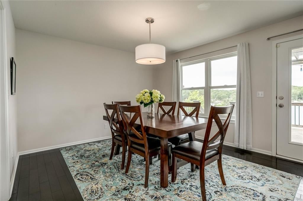 54 SE Lakeview Drive — photo 18