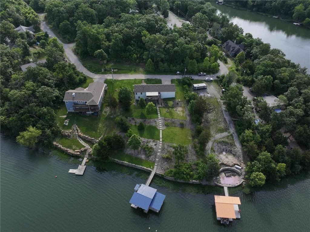 54 SE Lakeview Drive — photo 39