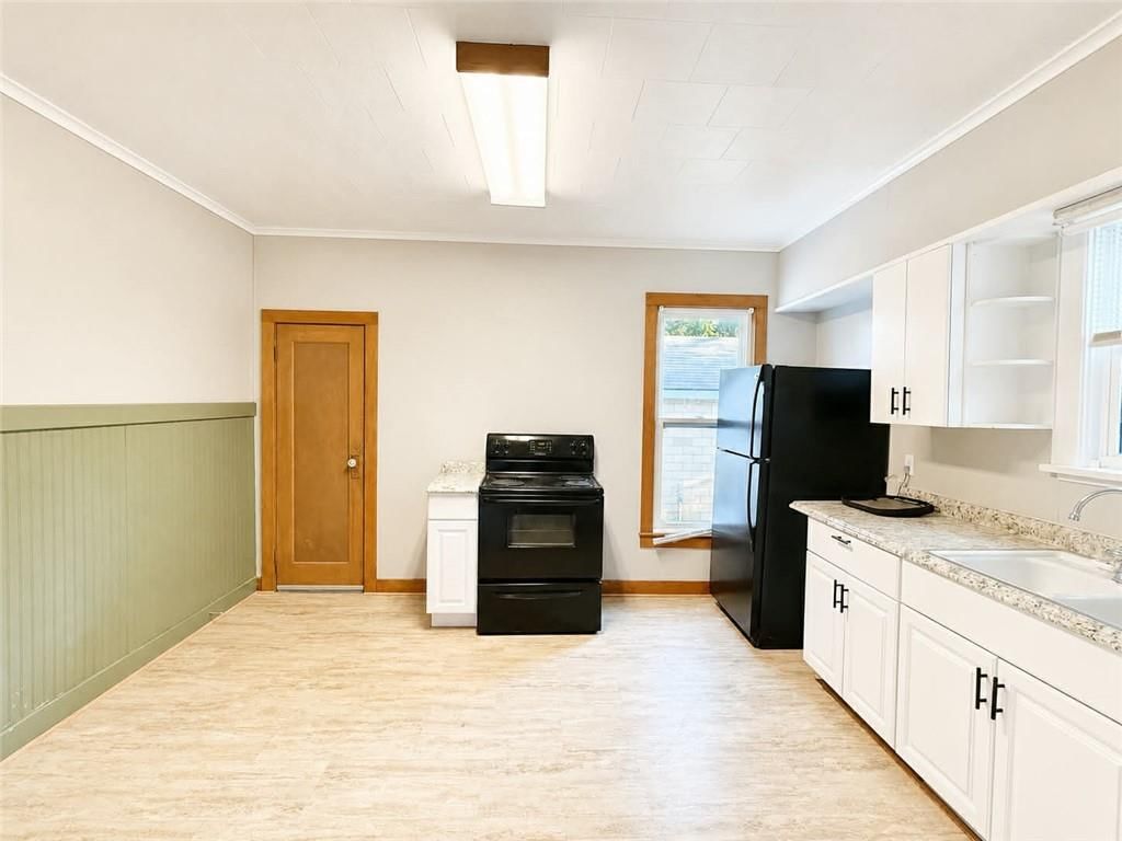 209 W 8th Street — photo 7