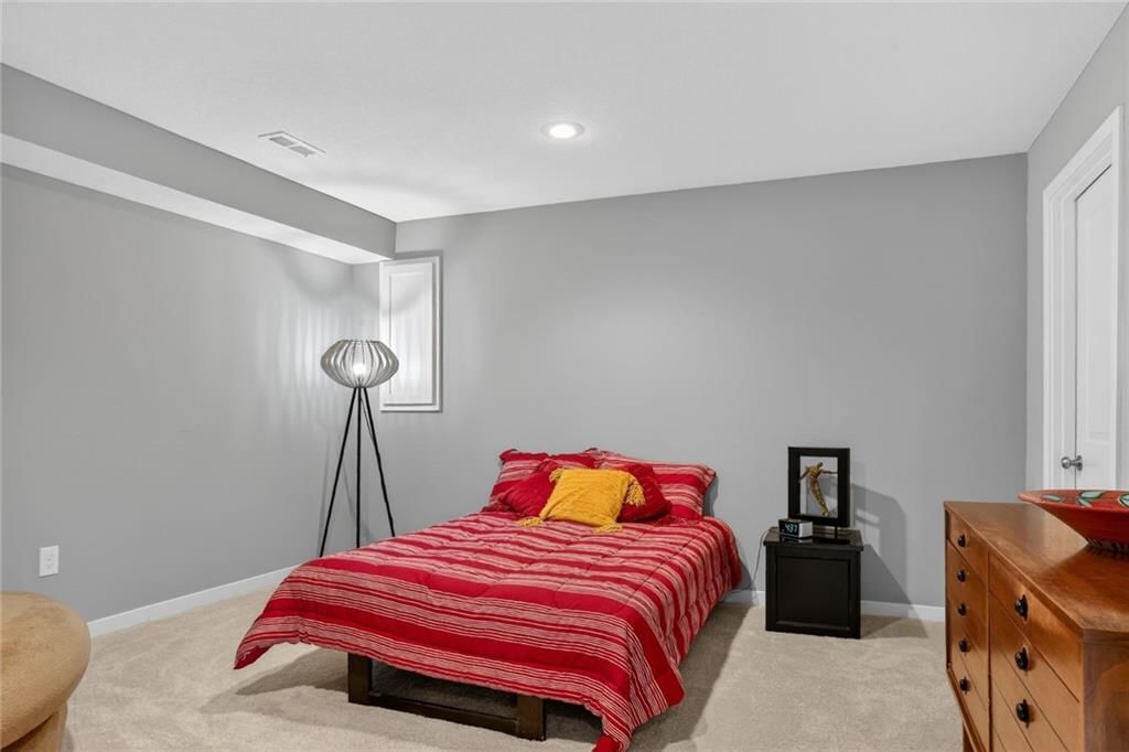 389 N Ferrel Street — photo 22