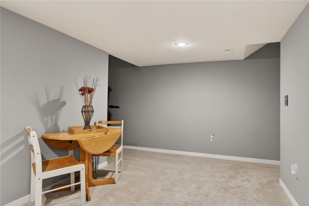 389 N Ferrel Street — photo 23