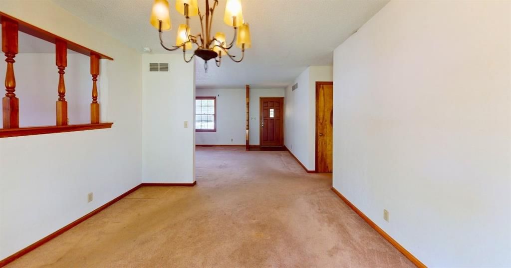 631 N Perkins Street — photo 4