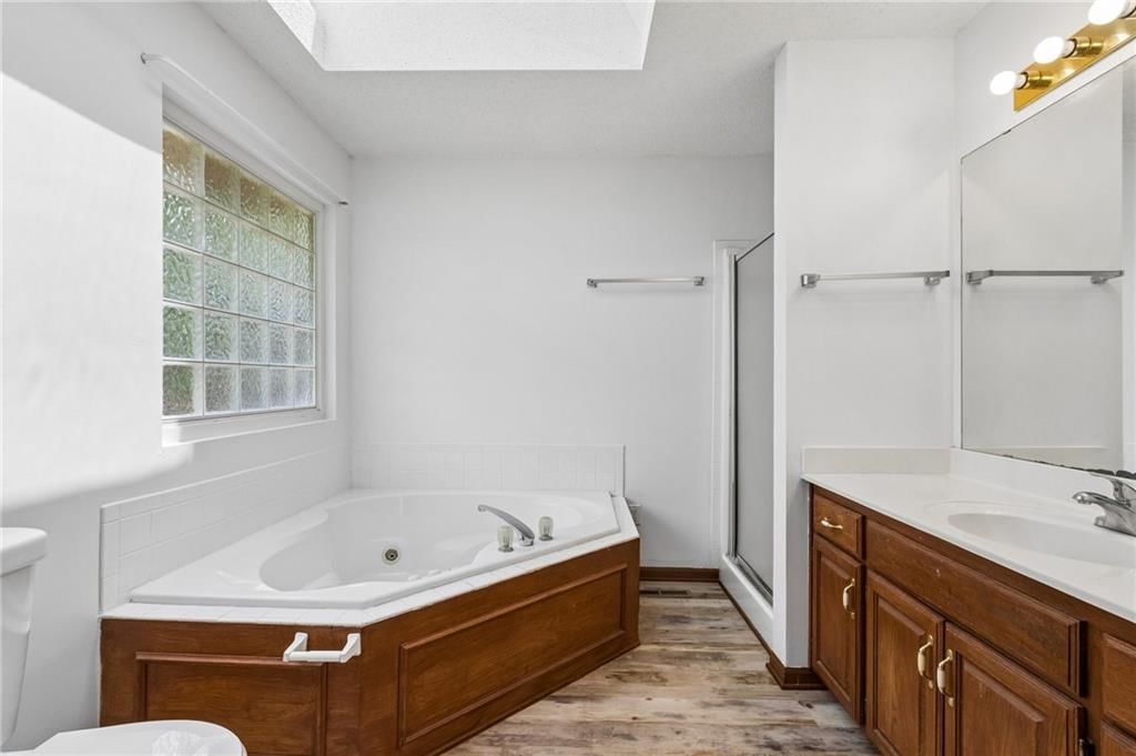10947 N Wallace Avenue — photo 16