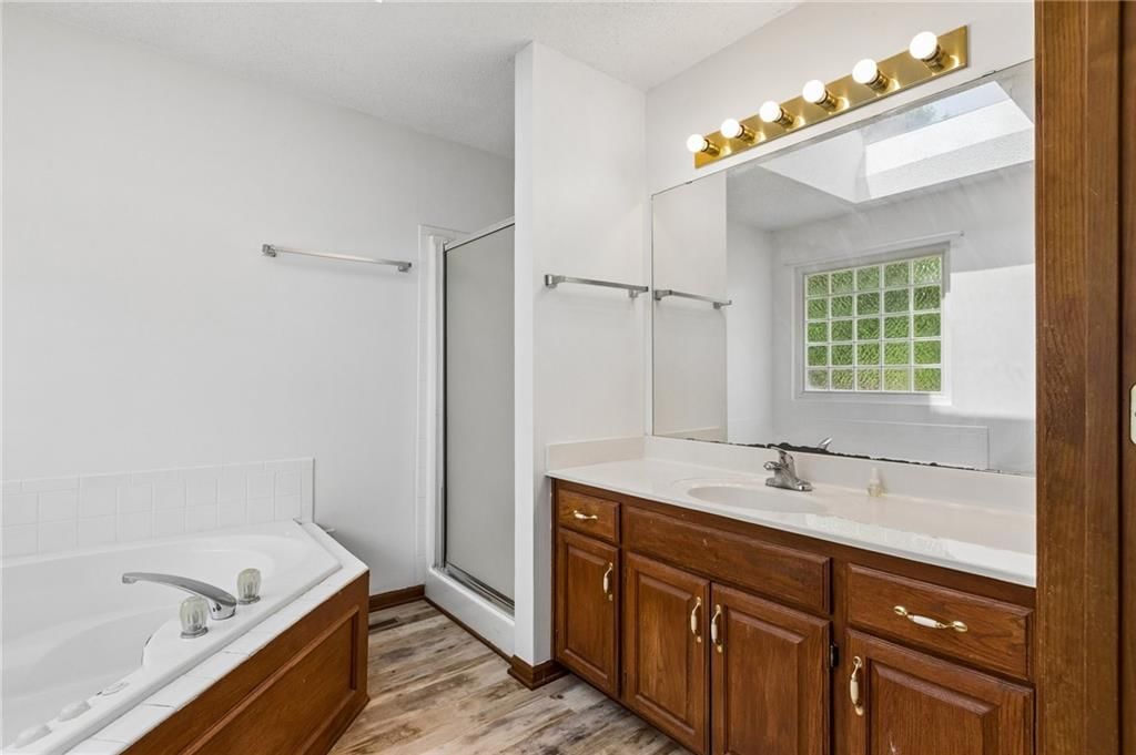 10947 N Wallace Avenue — photo 17