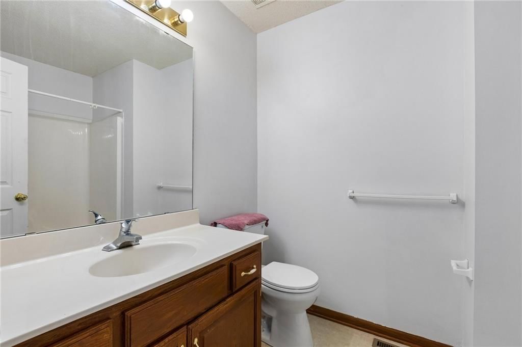 10947 N Wallace Avenue — photo 21