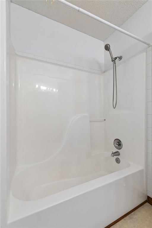 10947 N Wallace Avenue — photo 22