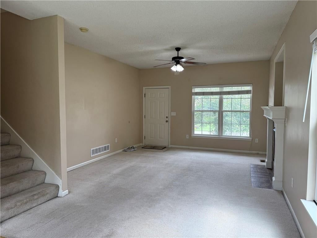 1015 Tamarisk Drive — photo 4
