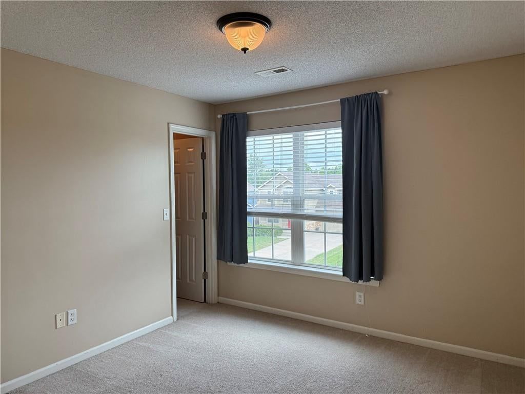 1015 Tamarisk Drive — photo 13
