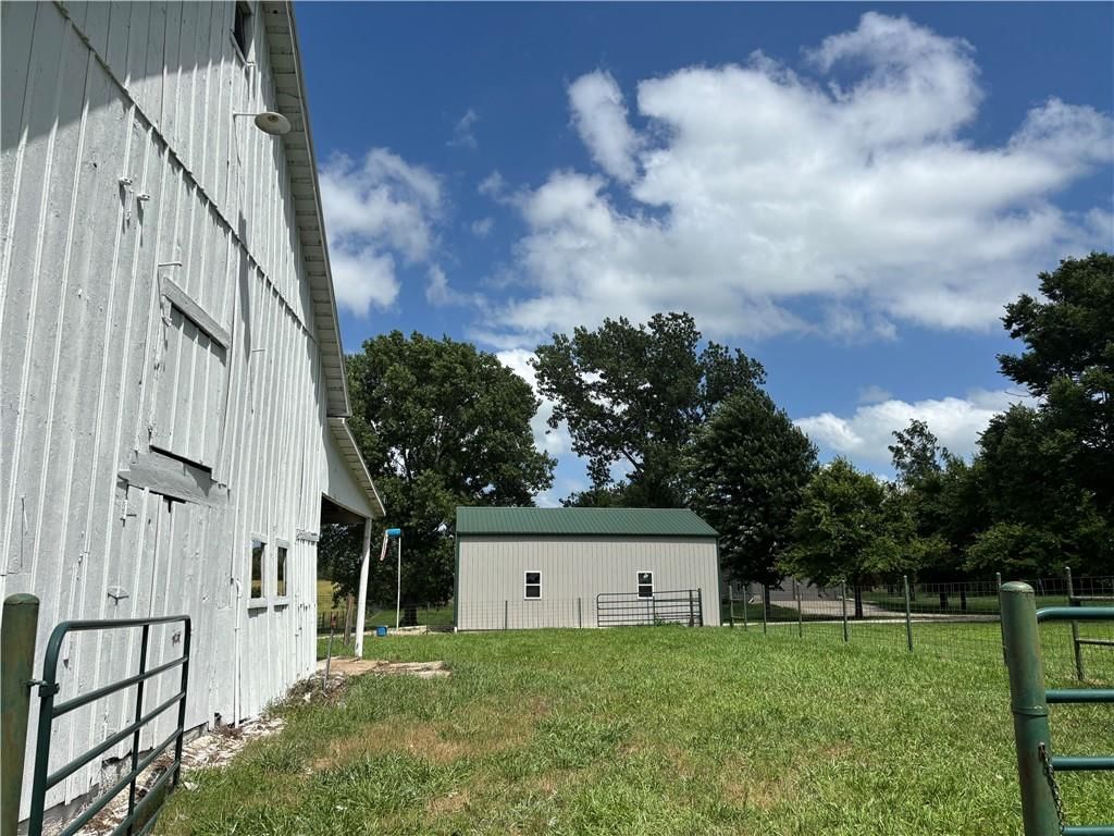 10520 W 327th Street — photo 27