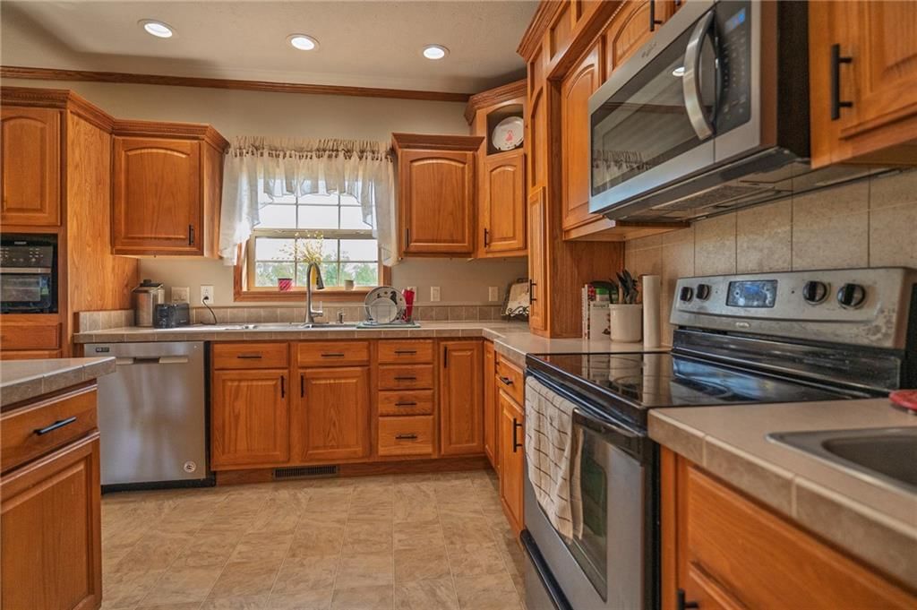 11265 Biplane Avenue — photo 25