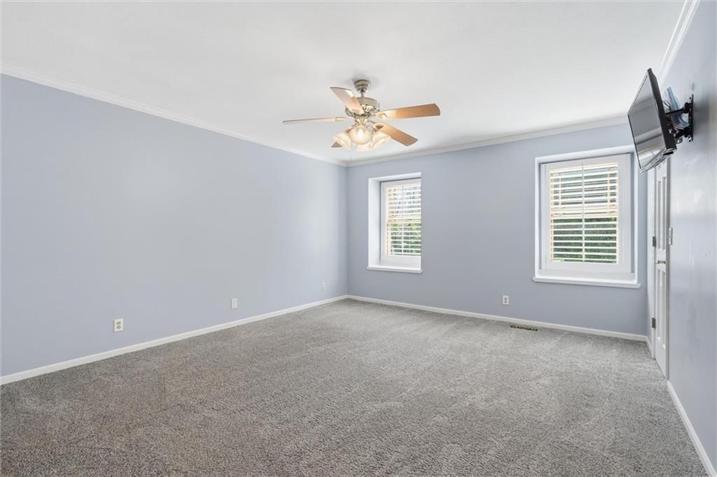 12724 Catalina Street — photo 32