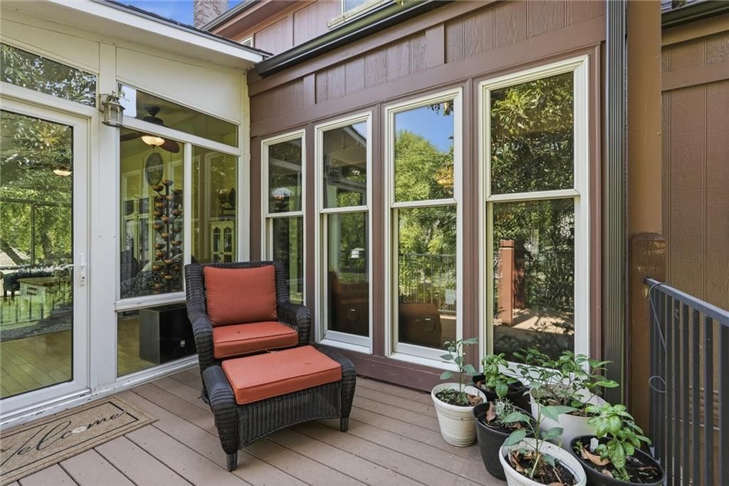 12724 Catalina Street — photo 46