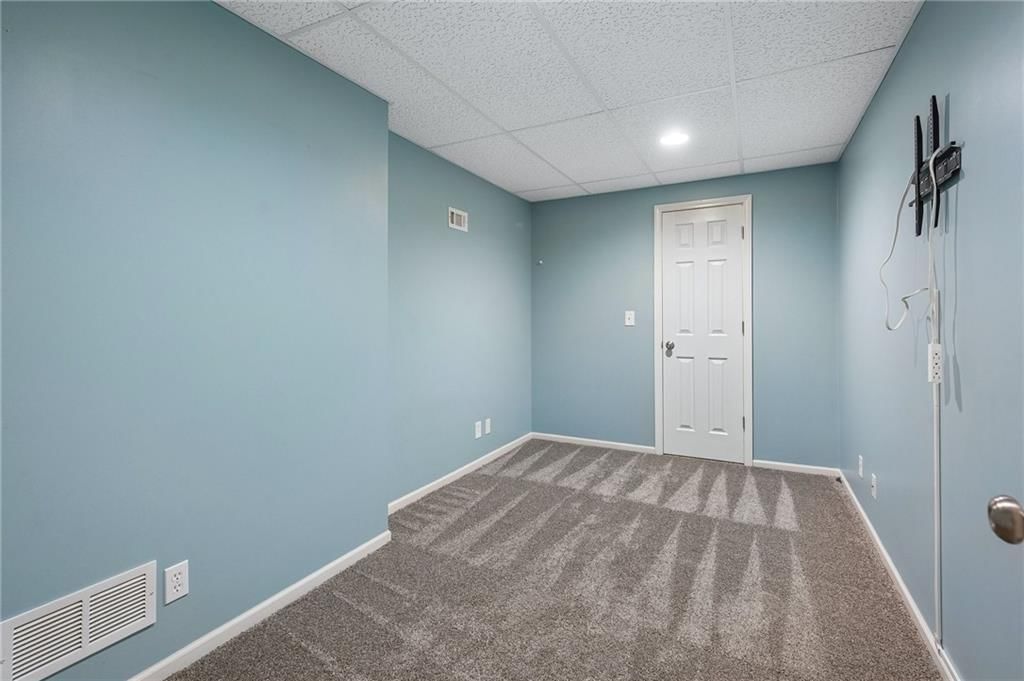 20929 Maple Terrace — photo 28